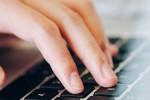 Una comunicazione contraria dell’ufficio è idonea ad escludere il silenzio-assenso sull’istanza del permesso di costruire