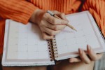 In tema di accesso agli atti, è necessario che la parte evidenzi in che termini gli oscuramenti circoscritti dalla SA continuano ad essere indispensabili ai fini della difesa